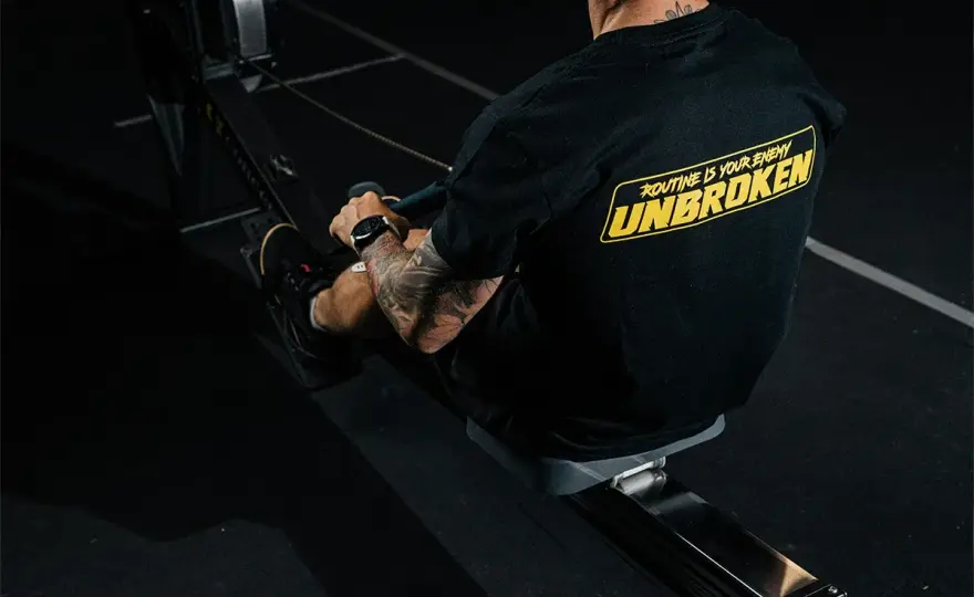 CrossFit czy siłownia? Który trening lepiej pasuje do Ciebie