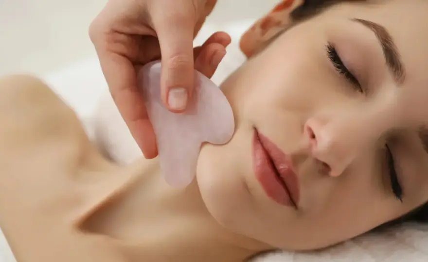 Gua Sha - skrobanie skóry po treningu? Jak to działa?
